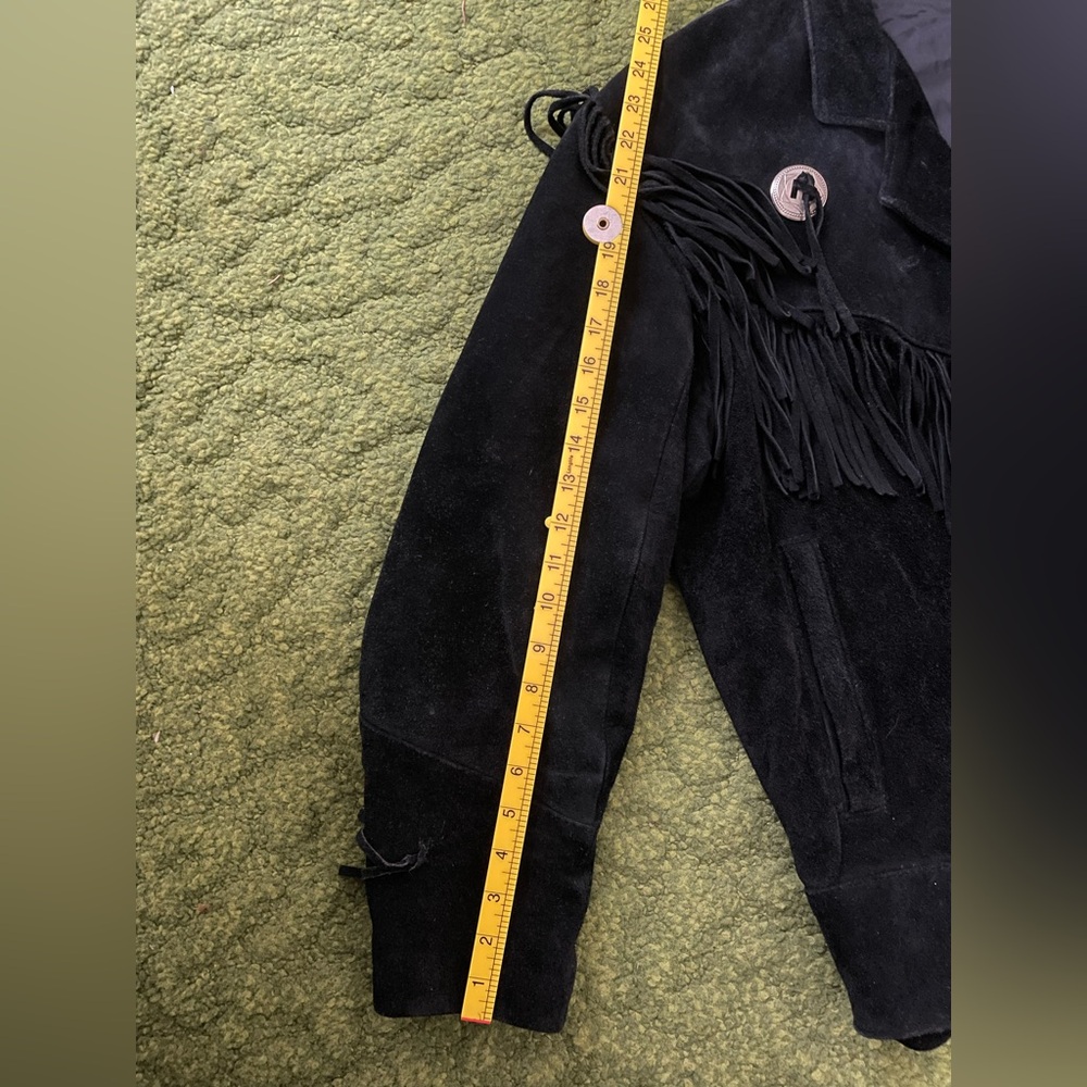 Women's Black Suede Fringe Leather Jacket - Picture 7 of 9